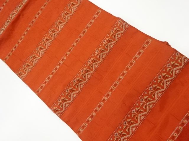 横段に抽象花模様織出し名古屋帯